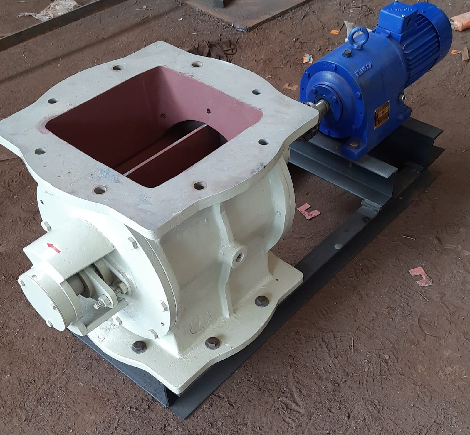 WhatsApp Image 2025-11-05 at 5.11.52 PM (1)